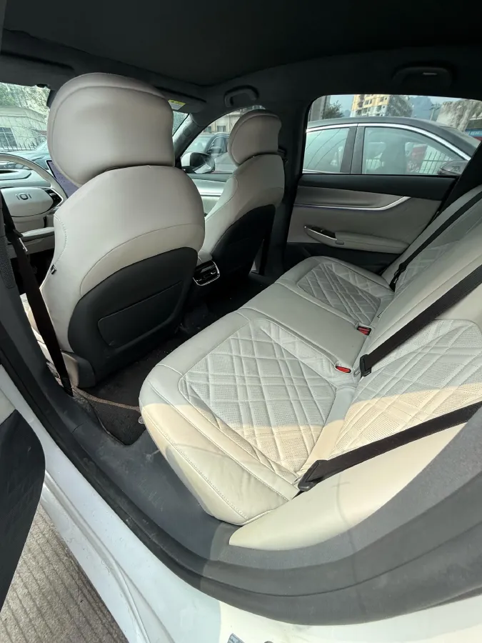 2023 ChangAn QiYuan A07 1.5L 95HP L4 REEV 28.4KWH,autocango,china used car exporter,china ev exporter,chinese used car exporter,chinese used ev exporter