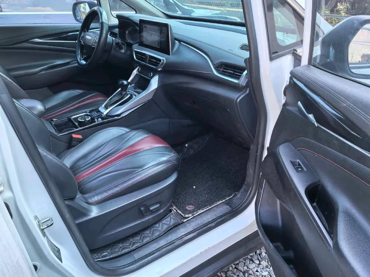 2019 MAXUS G50 1.5T 169HP L4 7DCT,autocango,china used car exporter,china ev exporter,chinese used car exporter,chinese used ev exporter