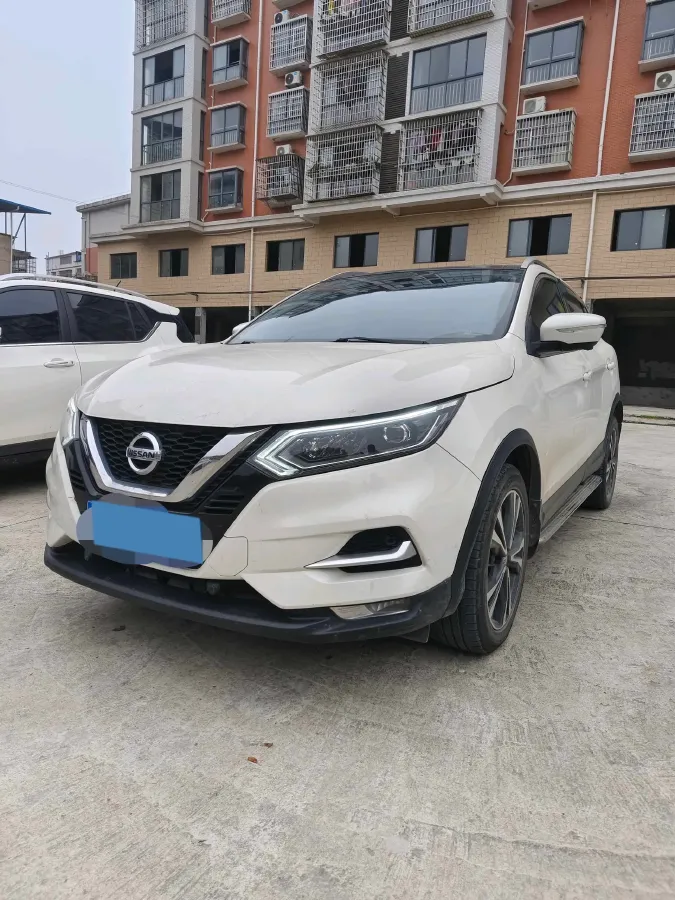 2022 Nissan Qashqai 2.0L 151HP L4 CVT,autocango,china used car exporter,china ev exporter,chinese used car exporter,chinese used ev exporter