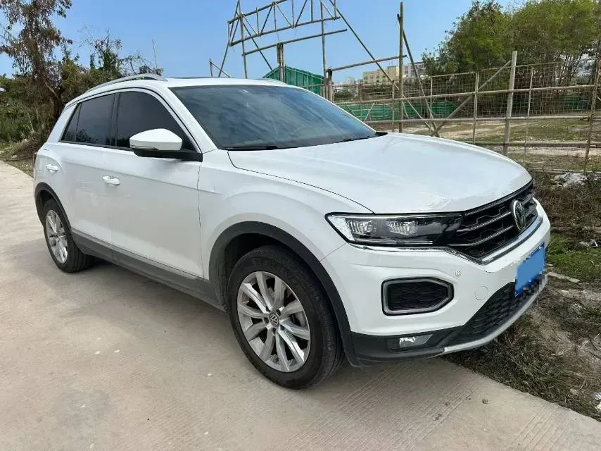 2019 Volkswagen T-Roc 1.4T 131HP L4 7DCT,autocango,china used car exporter,china ev exporter,chinese used car exporter,chinese used ev exporter