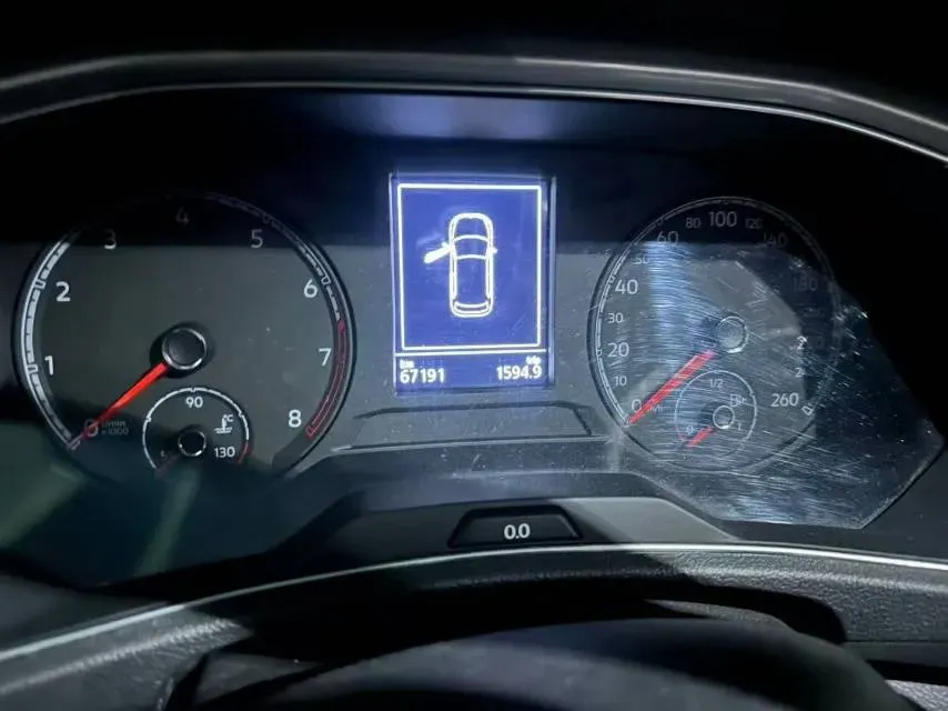 2019 Volkswagen T-Roc 1.4T 131HP L4 7DCT,autocango,china used car exporter,china ev exporter,chinese used car exporter,chinese used ev exporter