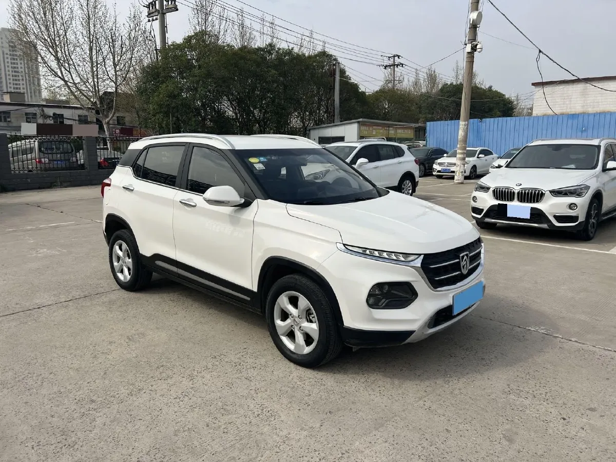 2017 BaoJun 510 1.5L 112HP L4 6MT,autocango,china used car exporter,china ev exporter,chinese used car exporter,chinese used ev exporter