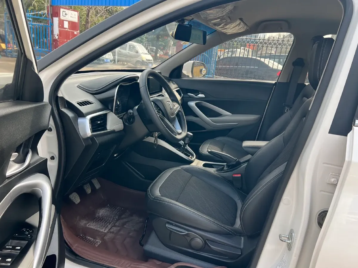 2017 BaoJun 510 1.5L 112HP L4 6MT,autocango,china used car exporter,china ev exporter,chinese used car exporter,chinese used ev exporter