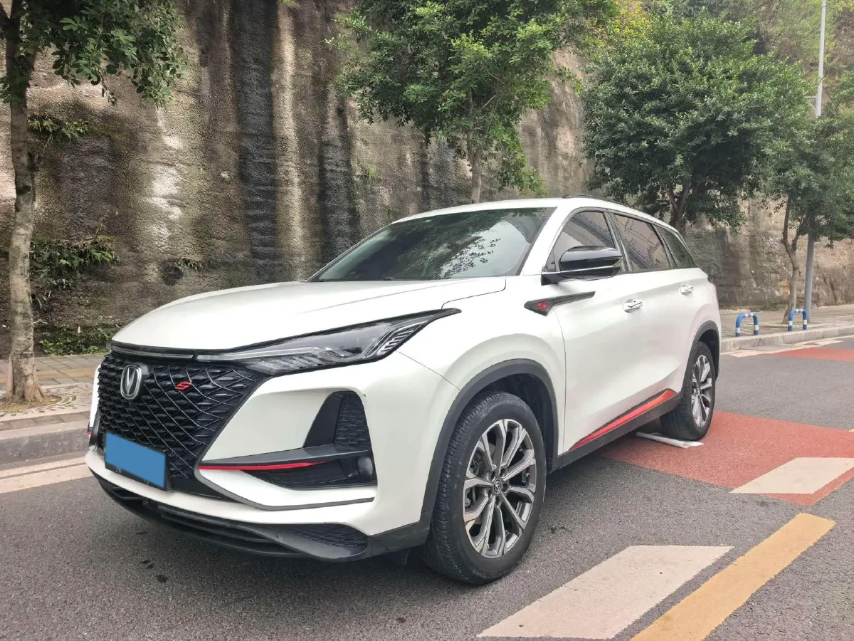 2020 ChangAn CS75 Plus 2.0T 233HP L4 8AT,autocango,china used car exporter,china ev exporter,chinese used car exporter,chinese used ev exporter