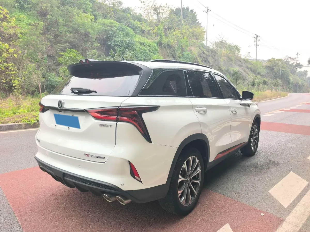 2020 ChangAn CS75 Plus 2.0T 233HP L4 8AT,autocango,china used car exporter,china ev exporter,chinese used car exporter,chinese used ev exporter