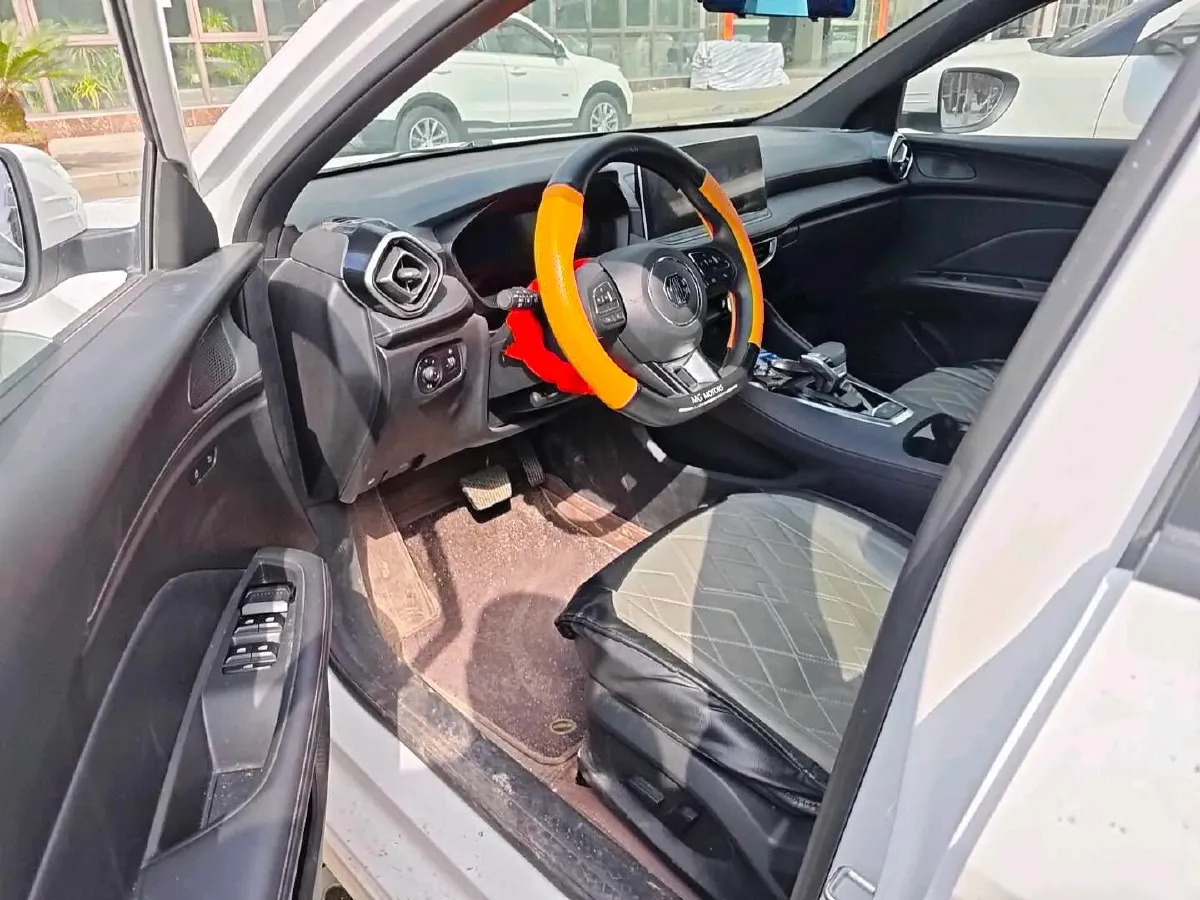 2025 MG 5 1.5T 181HP L4 7DCT,autocango,china used car exporter,china ev exporter,chinese used car exporter,chinese used ev exporter