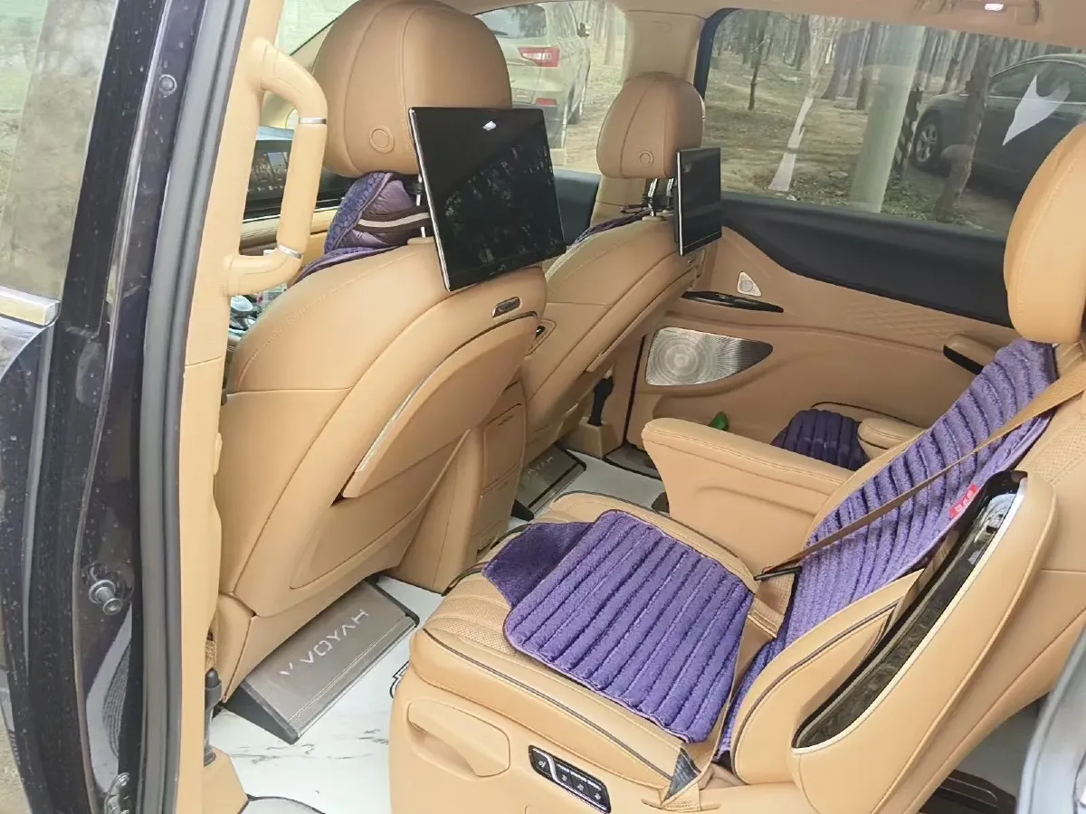 2022 Voyah Dream 1.5T 136HP L4 PHEV 25.57KWH,autocango,china used car exporter,china ev exporter,chinese used car exporter,chinese used ev exporter