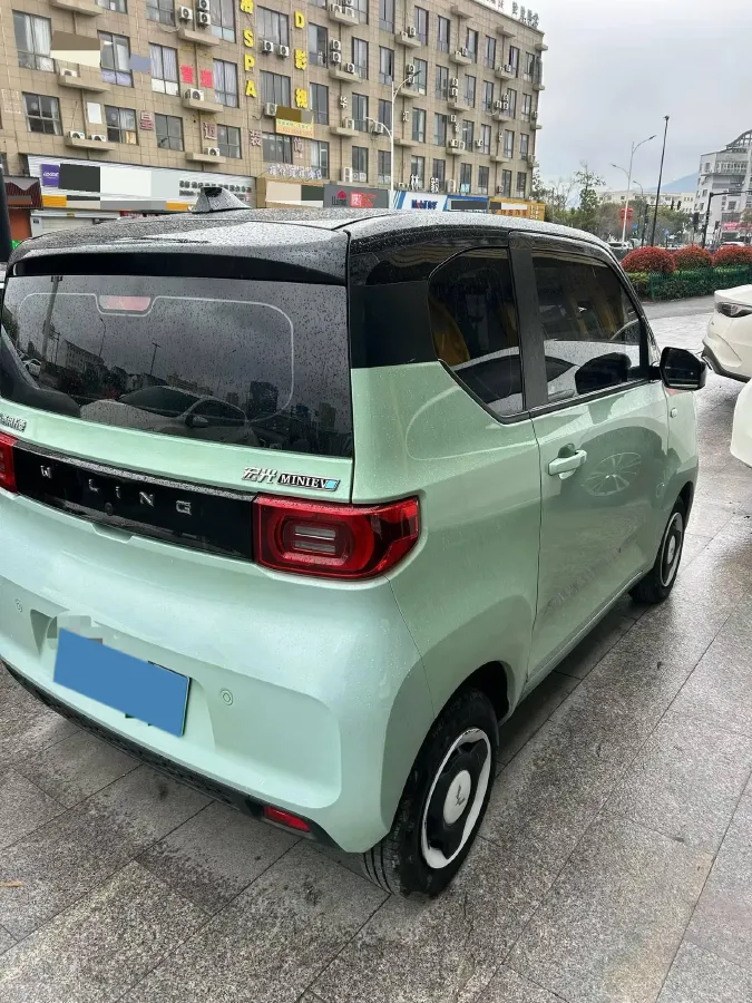 2021 WuLing HongGuang MINI EV BEV 13.8KWH,autocango,china used car exporter,china ev exporter,chinese used car exporter,chinese used ev exporter