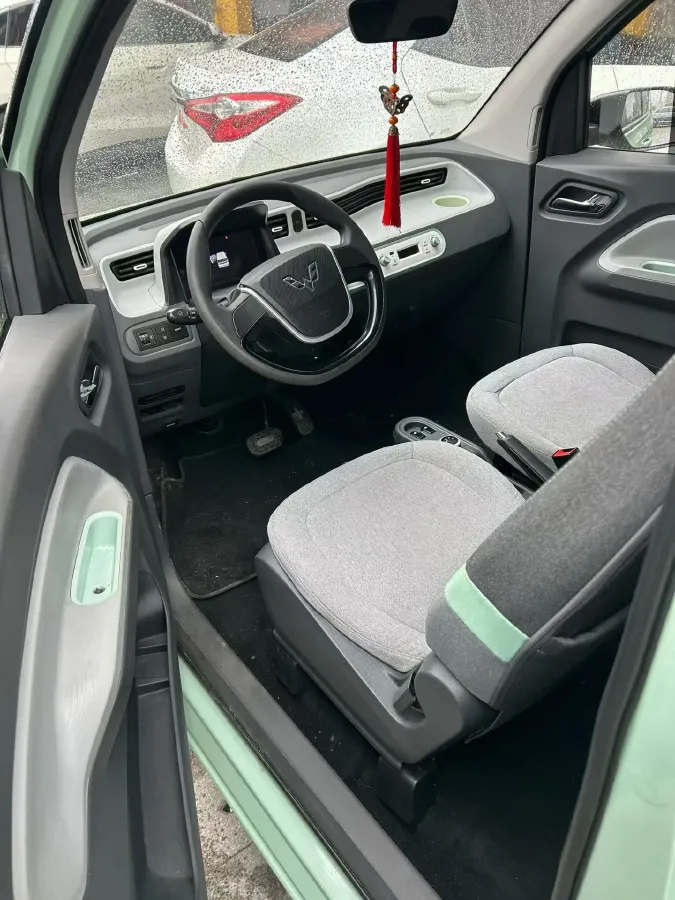 2021 WuLing HongGuang MINI EV BEV 13.8KWH,autocango,china used car exporter,china ev exporter,chinese used car exporter,chinese used ev exporter