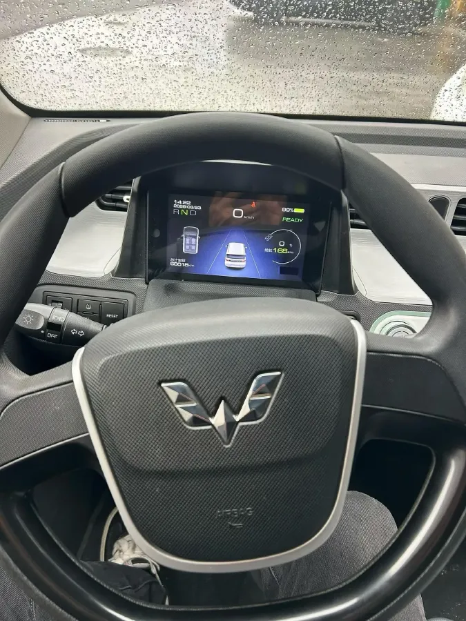 2021 WuLing HongGuang MINI EV BEV 13.8KWH,autocango,china used car exporter,china ev exporter,chinese used car exporter,chinese used ev exporter