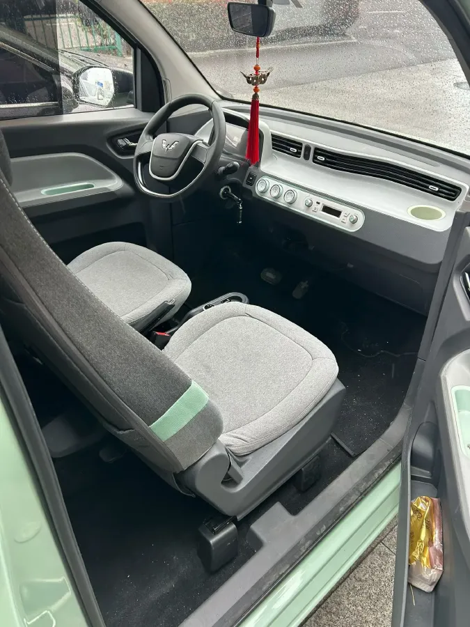 2021 WuLing HongGuang MINI EV BEV 13.8KWH,autocango,china used car exporter,china ev exporter,chinese used car exporter,chinese used ev exporter