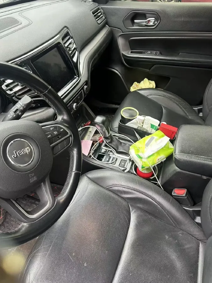 2018 Jeep Commander 2.0T 234HP L4 9AT,autocango,china used car exporter,china ev exporter,chinese used car exporter,chinese used ev exporter