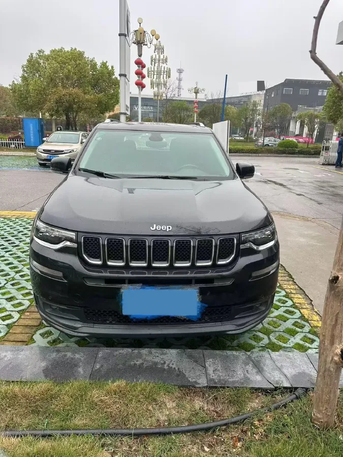 2018 Jeep Commander 2.0T 234HP L4 9AT,autocango,china used car exporter,china ev exporter,chinese used car exporter,chinese used ev exporter