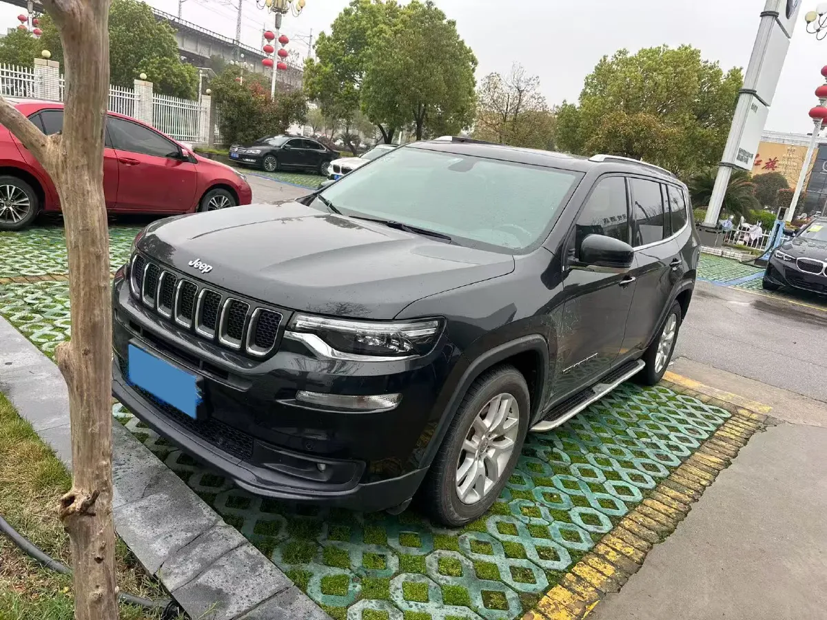 2018 Jeep Commander 2.0T 234HP L4 9AT,autocango,china used car exporter,china ev exporter,chinese used car exporter,chinese used ev exporter