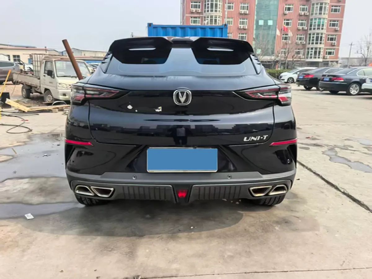 2022 ChangAn UNI-T 1.5T 188HP L4 7DCT,autocango,china used car exporter,china ev exporter,chinese used car exporter,chinese used ev exporter