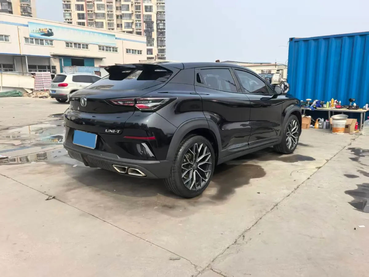 2022 ChangAn UNI-T 1.5T 188HP L4 7DCT,autocango,china used car exporter,china ev exporter,chinese used car exporter,chinese used ev exporter