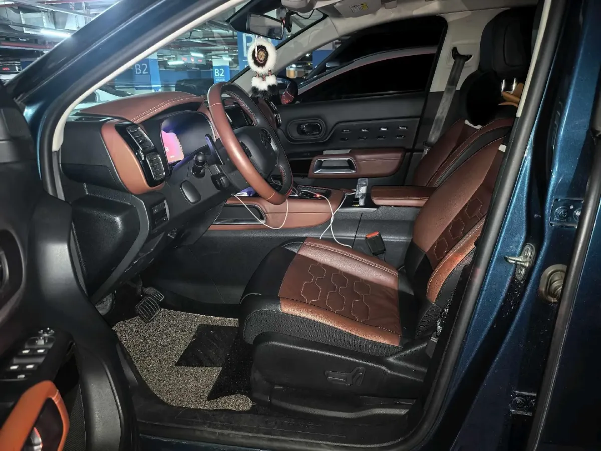 2020 Citroen C5 Aircross 1.8T 211HP L4 8AT,autocango,china used car exporter,china ev exporter,chinese used car exporter,chinese used ev exporter