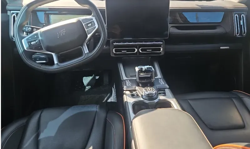 2025 Jetour Traveller 2.0T 254HP L4 8AT,autocango,china used car exporter,china ev exporter,chinese used car exporter,chinese used ev exporter