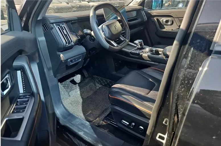 2025 Jetour Traveller 2.0T 254HP L4 8AT,autocango,china used car exporter,china ev exporter,chinese used car exporter,chinese used ev exporter