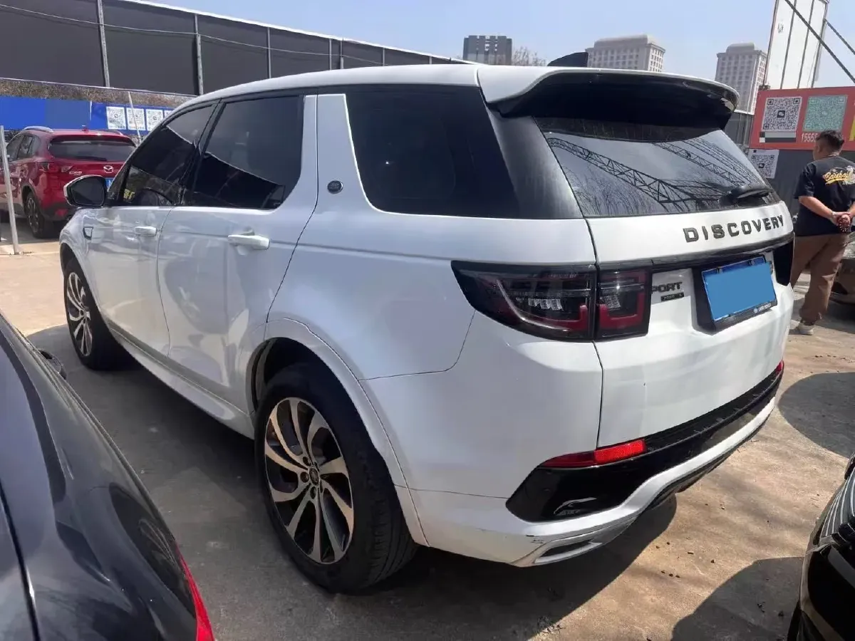 2020 Land Rover Discovery Sport 2.0T 249HP L4 9AT,autocango,china used car exporter,china ev exporter,chinese used car exporter,chinese used ev exporter