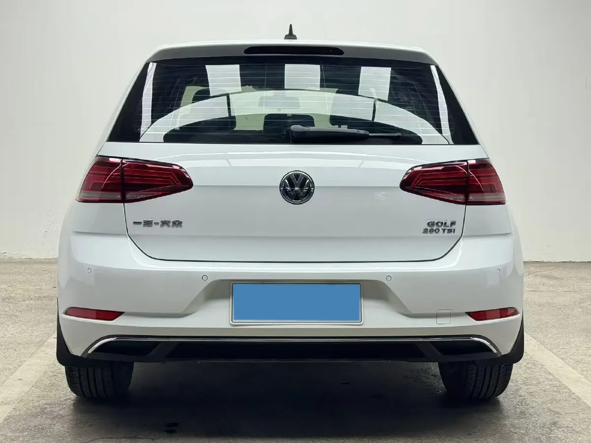2019 Brilliance Auto V7 1.8T 231HP L4 7DCT,autocango,china used car exporter,china ev exporter,chinese used car exporter,chinese used ev exporter