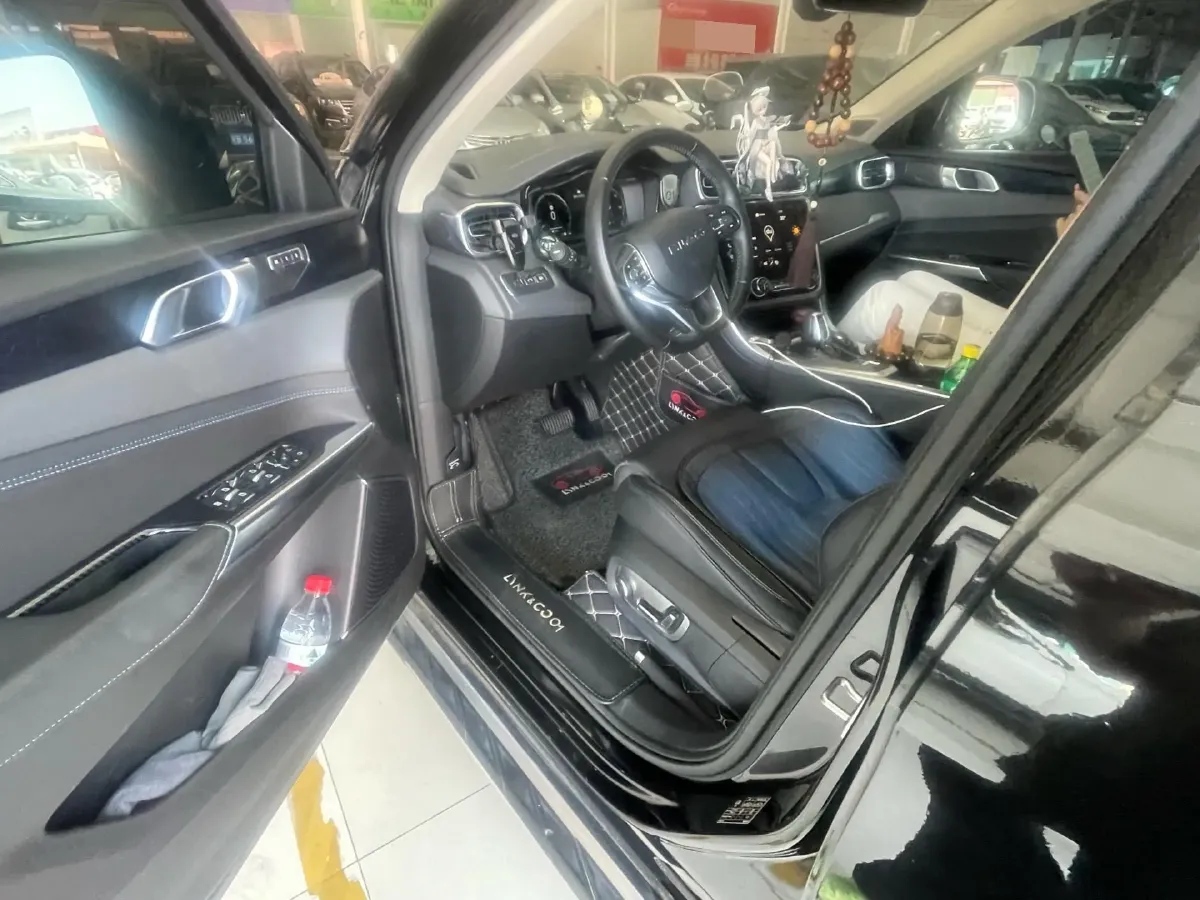 2019 LYNK&CO 01 EM-P 1.5T 180HP L3 7DCT PHEV 9.4KWH,autocango,china used car exporter,china ev exporter,chinese used car exporter,chinese used ev exporter