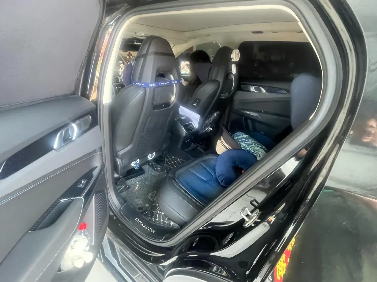 2019 LYNK&CO 01 EM-P 1.5T 180HP L3 7DCT PHEV 9.4KWH,autocango,china used car exporter,china ev exporter,chinese used car exporter,chinese used ev exporter