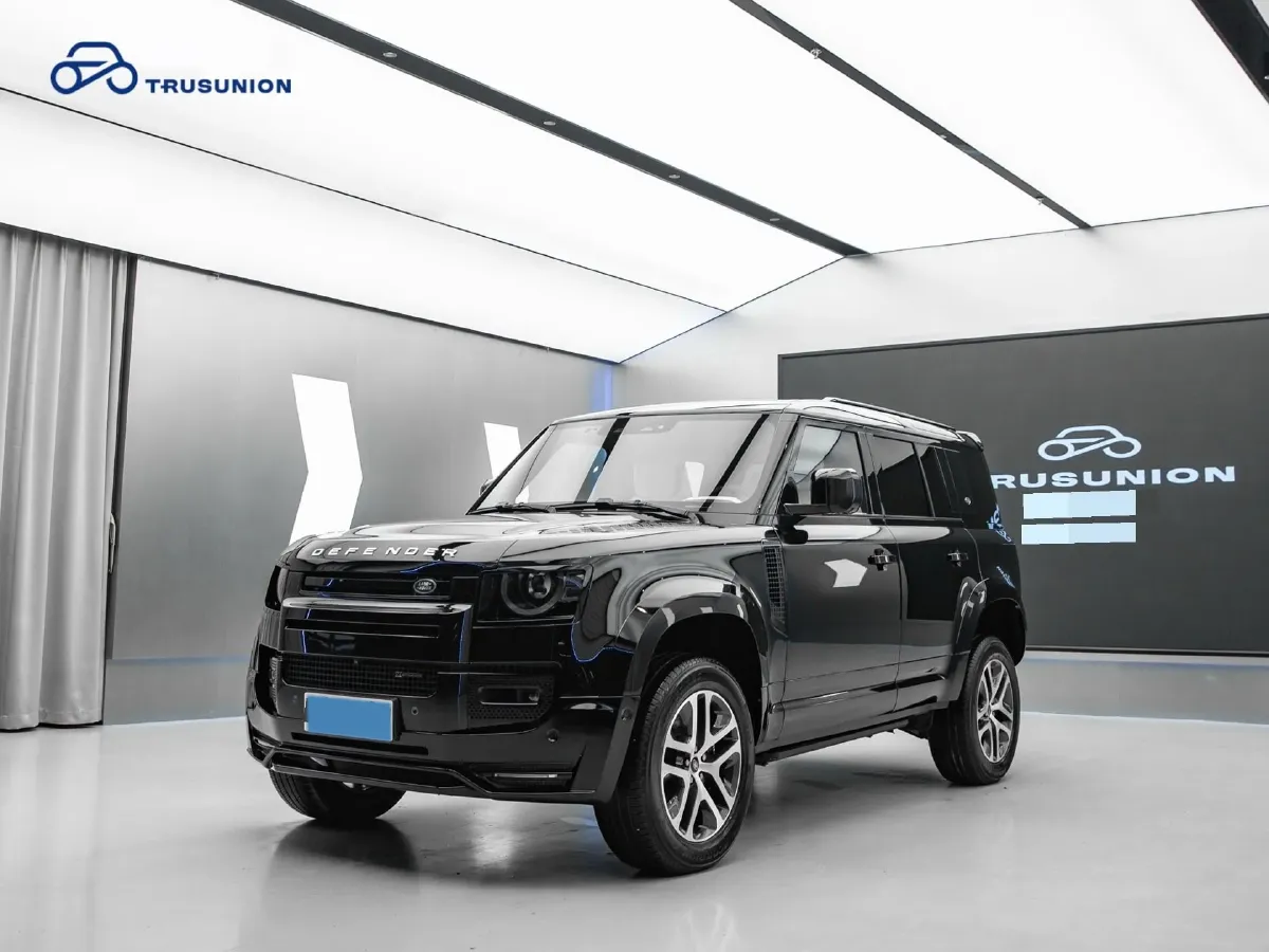 2023 Land Rover Defender 3.0T 400HP L6 8AT,autocango,china used car exporter,china ev exporter,chinese used car exporter,chinese used ev exporter
