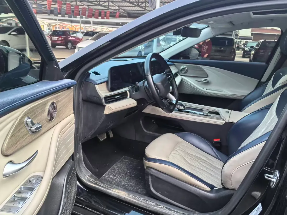 2022 Chery Arrizo 8 1.6T 197HP L4 7DCT,autocango,china used car exporter,china ev exporter,chinese used car exporter,chinese used ev exporter