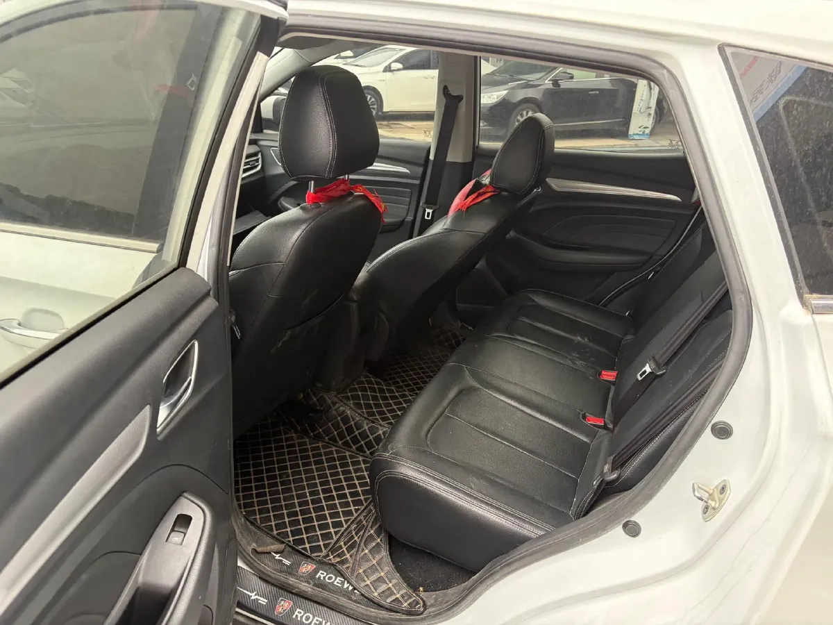 2020 Roewe RX3 1.6L 125HP L4 5MT,autocango,china used car exporter,china ev exporter,chinese used car exporter,chinese used ev exporter