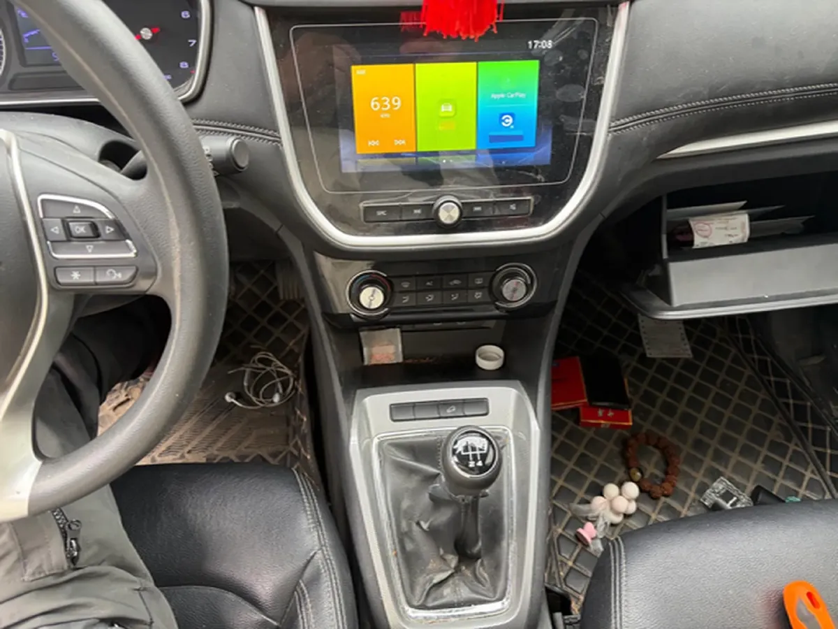 2020 Roewe RX3 1.6L 125HP L4 5MT,autocango,china used car exporter,china ev exporter,chinese used car exporter,chinese used ev exporter