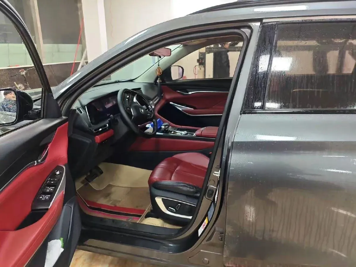 2020 ChangAn CS75 Plus 2.0T 233HP L4 8AT,autocango,china used car exporter,china ev exporter,chinese used car exporter,chinese used ev exporter