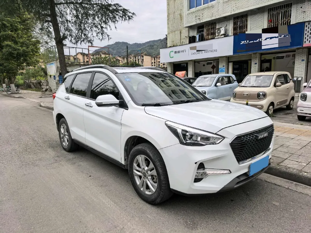 2019 Haval M6 1.5T 150HP L4 6MT,autocango,china used car exporter,china ev exporter,chinese used car exporter,chinese used ev exporter