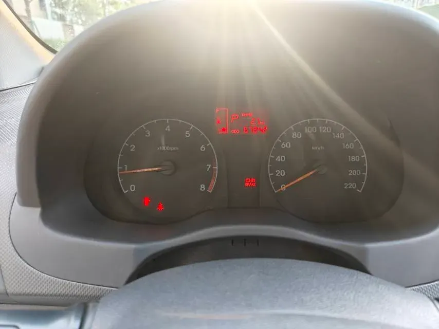 2016 Hyundai Reina 1.4L 107HP L4 4AT,autocango,china used car exporter,china ev exporter,chinese used car exporter,chinese used ev exporter