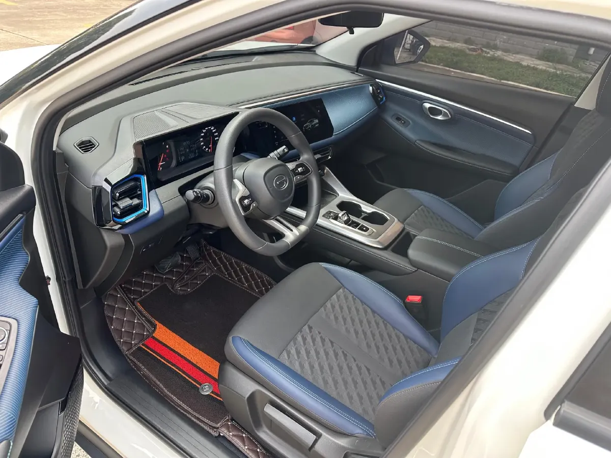 2023 GAC Trumpchi GS3 1.5T 177HP L4 7DCT,autocango,china used car exporter,china ev exporter,chinese used car exporter,chinese used ev exporter