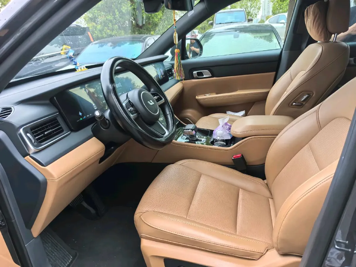 2021 Li ONE Range Extended 131HP REEV 40.5KWH,autocango,china used car exporter,china ev exporter,chinese used car exporter,chinese used ev exporter