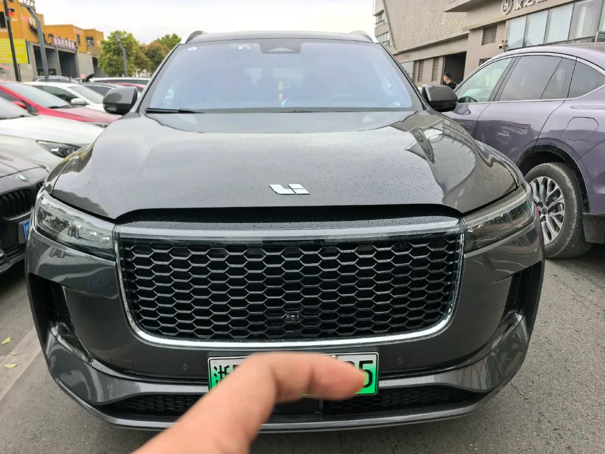 2021 Li ONE Range Extended 131HP REEV 40.5KWH,autocango,china used car exporter,china ev exporter,chinese used car exporter,chinese used ev exporter