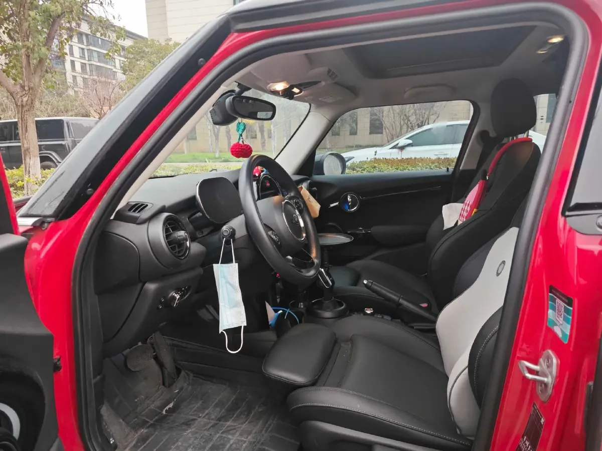 2021 MINI MINI 1.5T 136HP L3 7DCT,autocango,china used car exporter,china ev exporter,chinese used car exporter,chinese used ev exporter