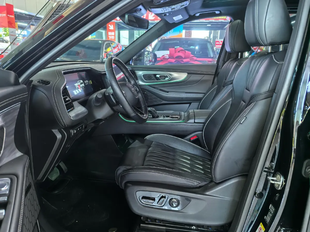 2022 GAC Trumpchi GS8 2.0T 252HP L4 8AT,autocango,china used car exporter,china ev exporter,chinese used car exporter,chinese used ev exporter