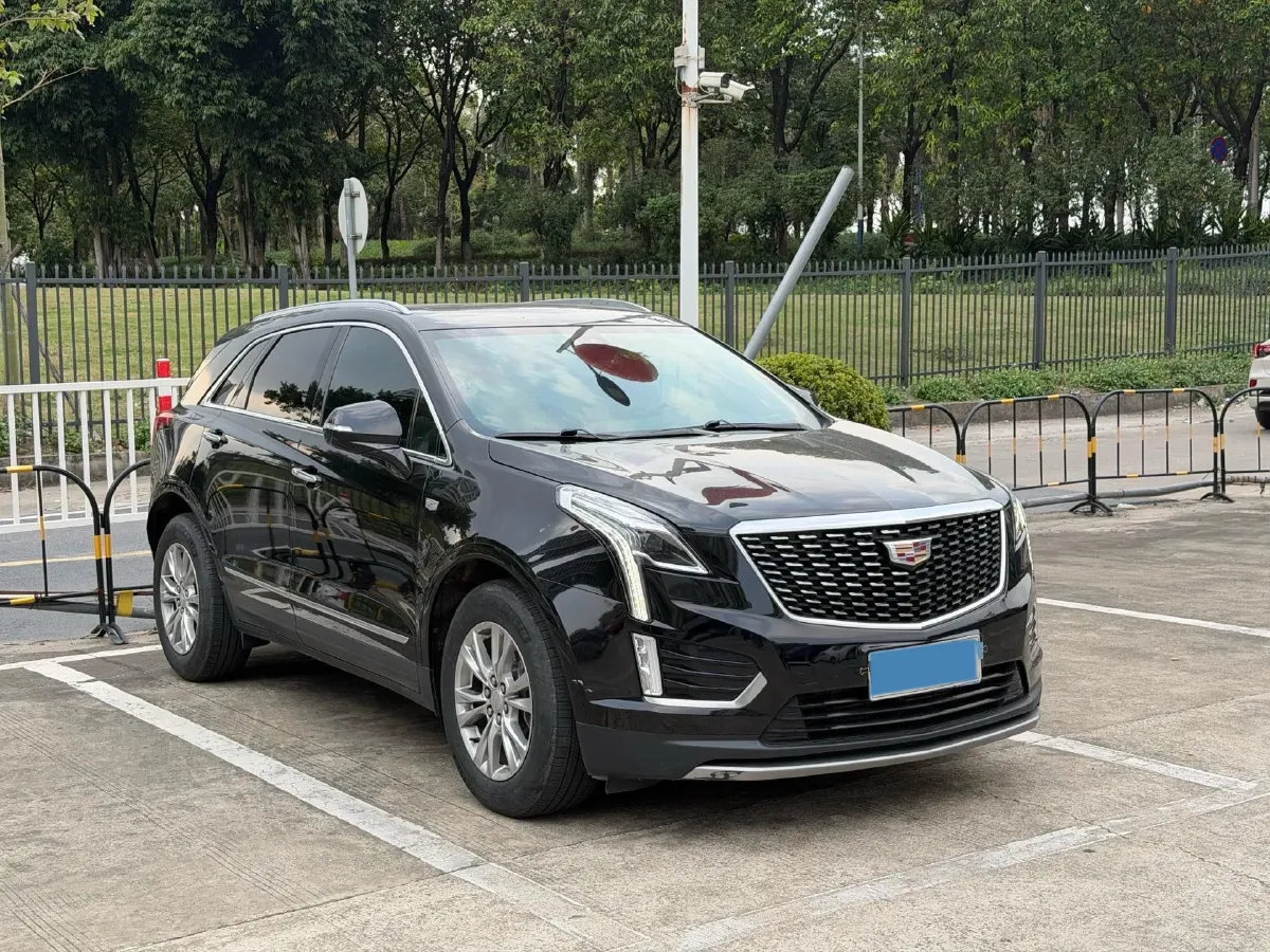 2022 Cadillac XT5 2.0T 237HP L4 9AT,autocango,china used car exporter,china ev exporter,chinese used car exporter,chinese used ev exporter