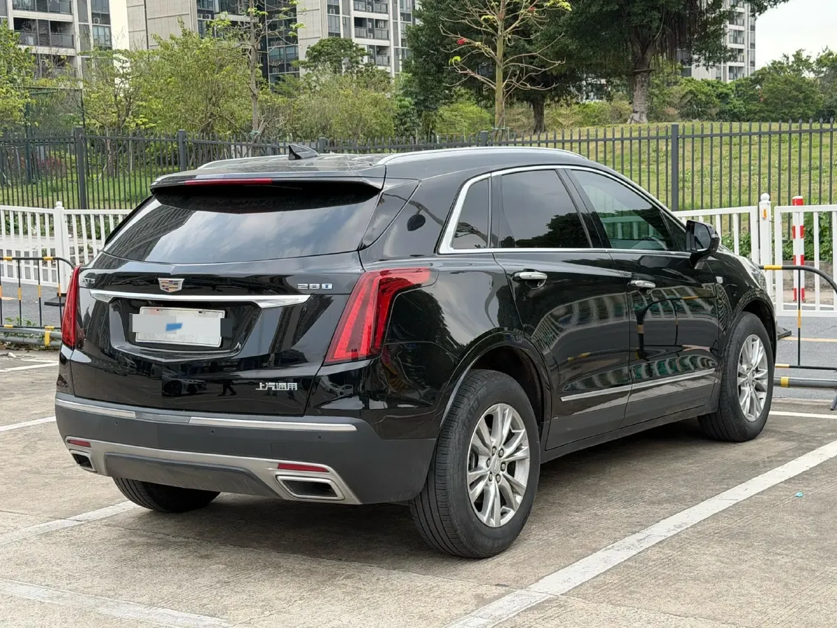 2022 Cadillac XT5 2.0T 237HP L4 9AT,autocango,china used car exporter,china ev exporter,chinese used car exporter,chinese used ev exporter