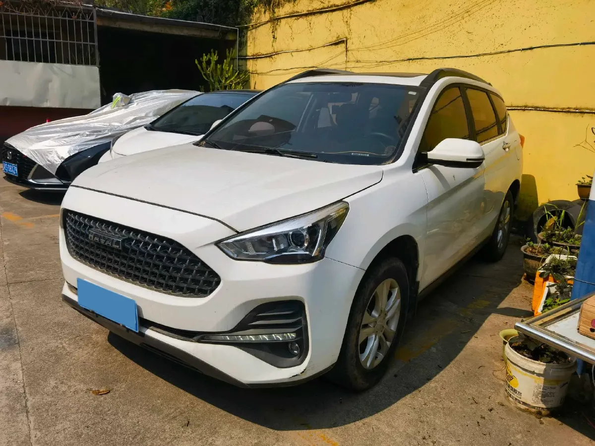 2019 Haval M6 1.5T 150HP L4 7DCT,autocango,china used car exporter,china ev exporter,chinese used car exporter,chinese used ev exporter