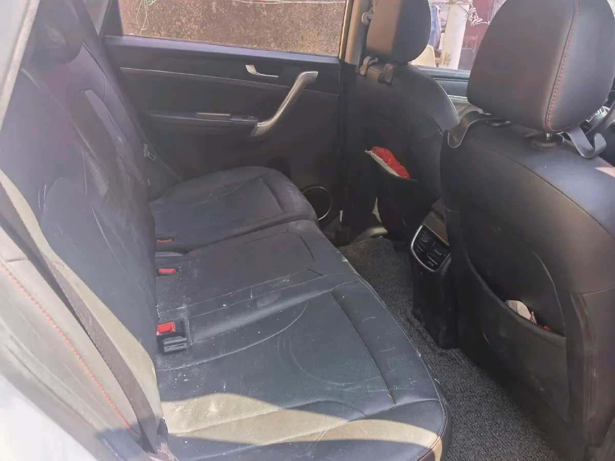 2019 Haval M6 1.5T 150HP L4 7DCT,autocango,china used car exporter,china ev exporter,chinese used car exporter,chinese used ev exporter