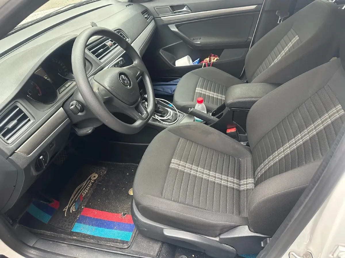 2019 Volkswagen T-Cross 1.5L 113HP L4 6AT,autocango,china used car exporter,china ev exporter,chinese used car exporter,chinese used ev exporter