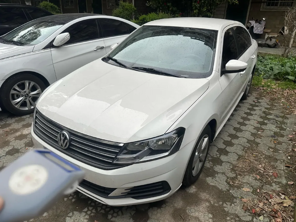 2019 Volkswagen T-Cross 1.5L 113HP L4 6AT,autocango,china used car exporter,china ev exporter,chinese used car exporter,chinese used ev exporter