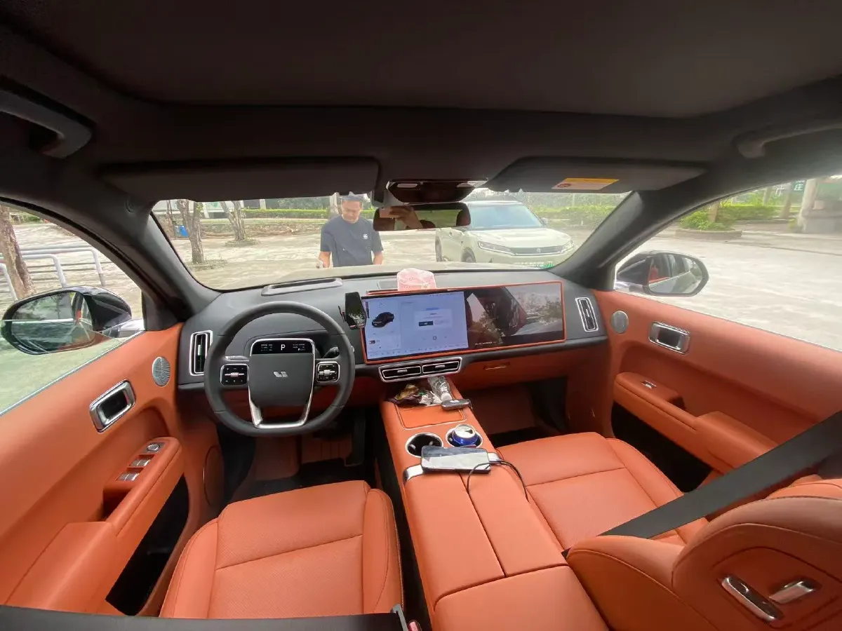 2025 Li L7 Range Extended 154HP REEV,autocango,china used car exporter,china ev exporter,chinese used car exporter,chinese used ev exporter