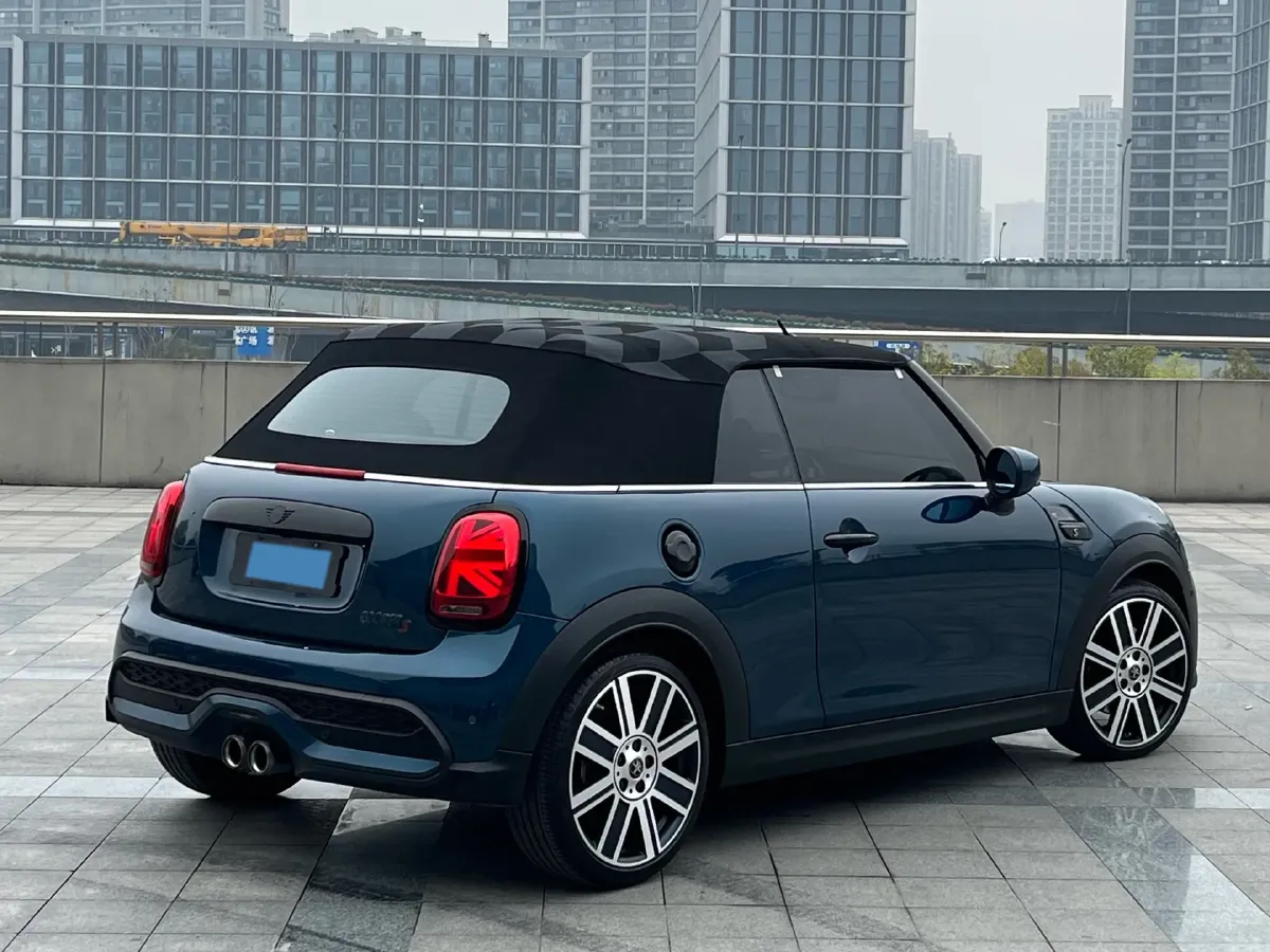 2022 MINI MINI 2.0T 192HP L4 7DCT,autocango,china used car exporter,china ev exporter,chinese used car exporter,chinese used ev exporter
