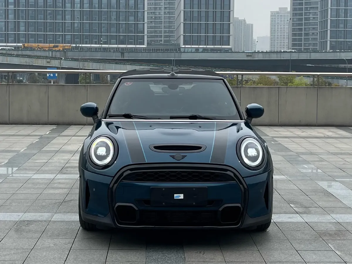 2022 MINI MINI 2.0T 192HP L4 7DCT,autocango,china used car exporter,china ev exporter,chinese used car exporter,chinese used ev exporter
