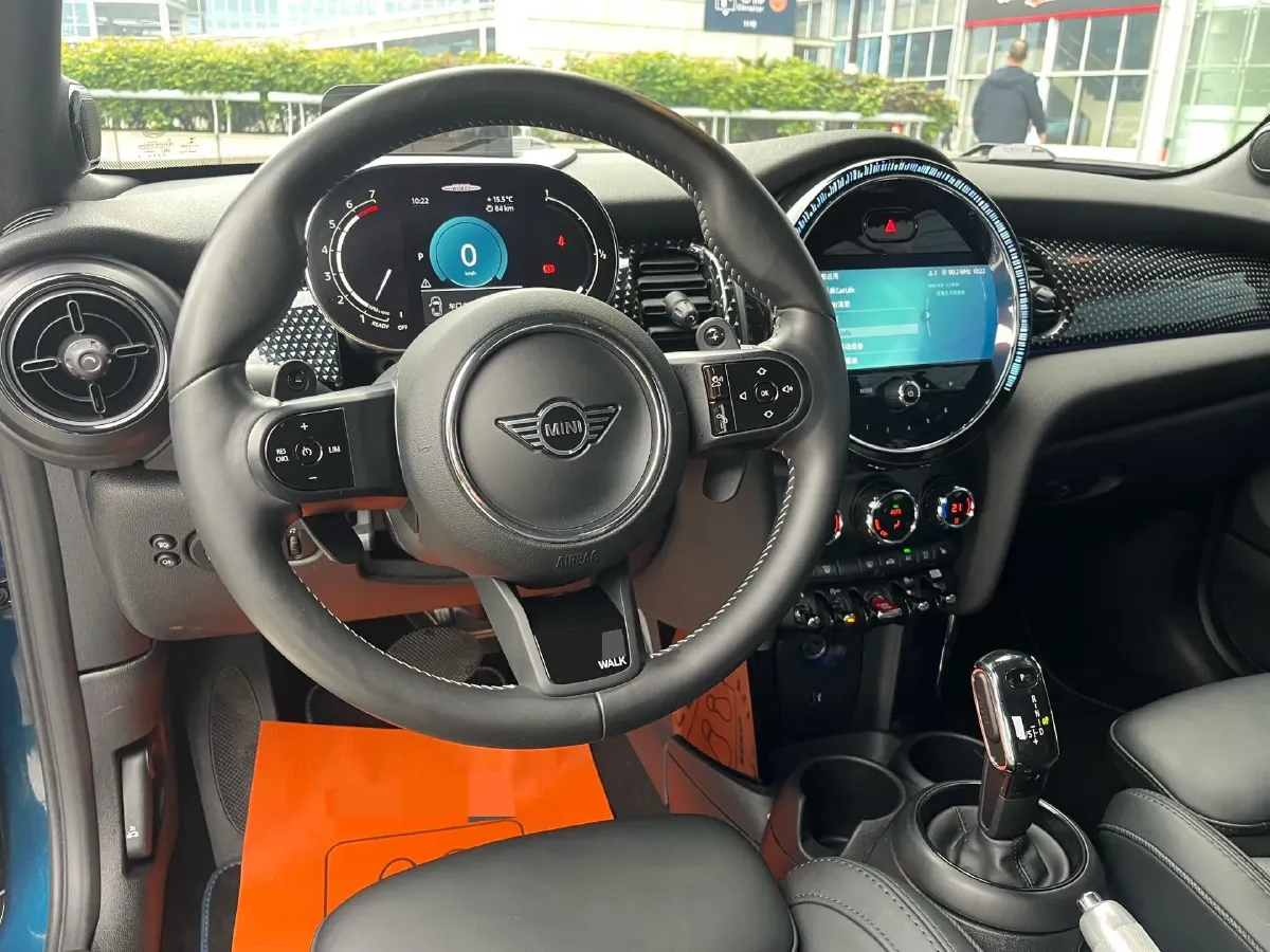 2022 MINI MINI 2.0T 192HP L4 7DCT,autocango,china used car exporter,china ev exporter,chinese used car exporter,chinese used ev exporter