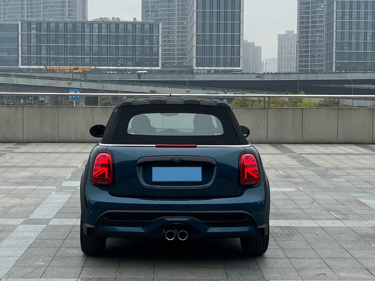 2022 MINI MINI 2.0T 192HP L4 7DCT,autocango,china used car exporter,china ev exporter,chinese used car exporter,chinese used ev exporter